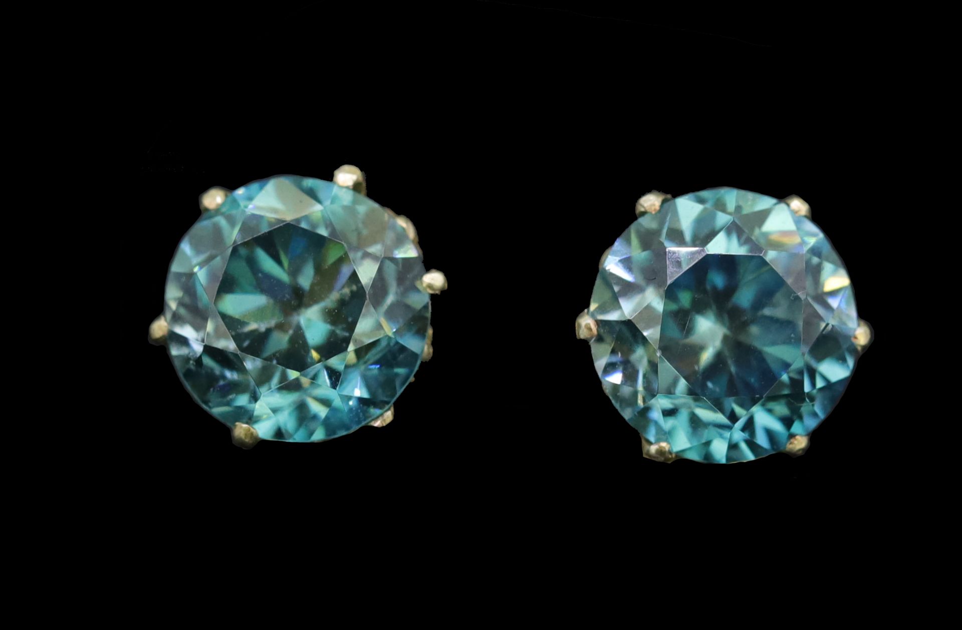 PAIR OF BLUE ZIRCON STUD EARRINGS