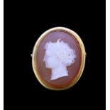 ANTIQUE HARDSTONE CAMEO BROOCH