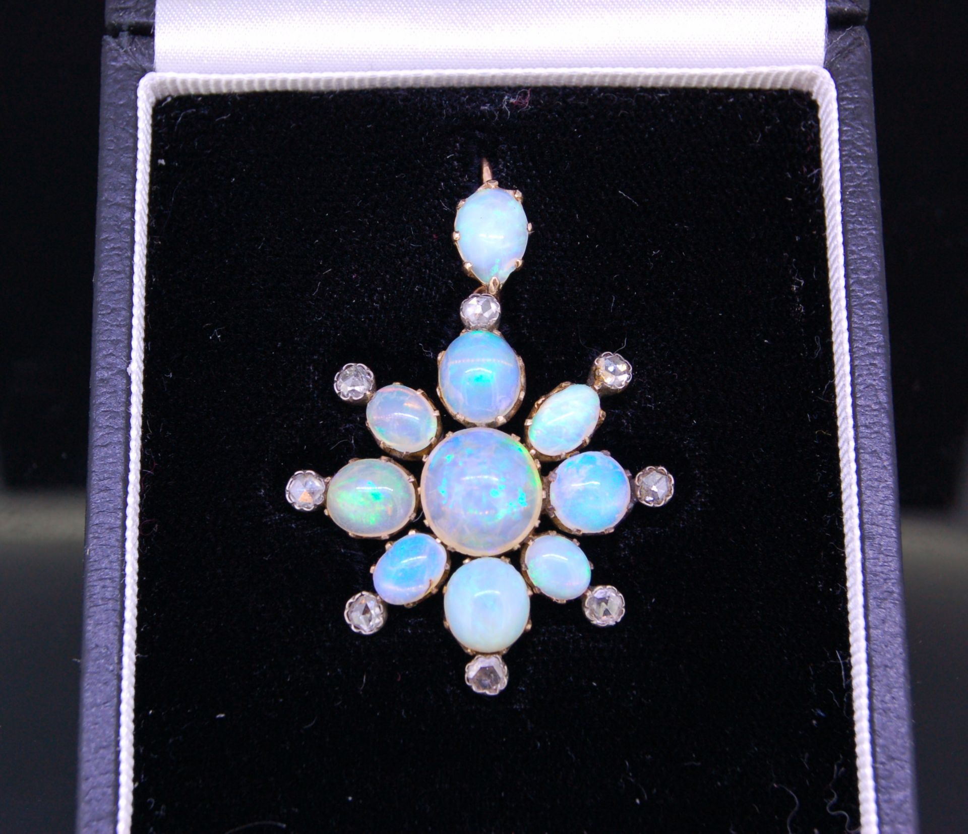 ANTIQUE OPAL AND DIAMOND PENDANT - Image 3 of 3