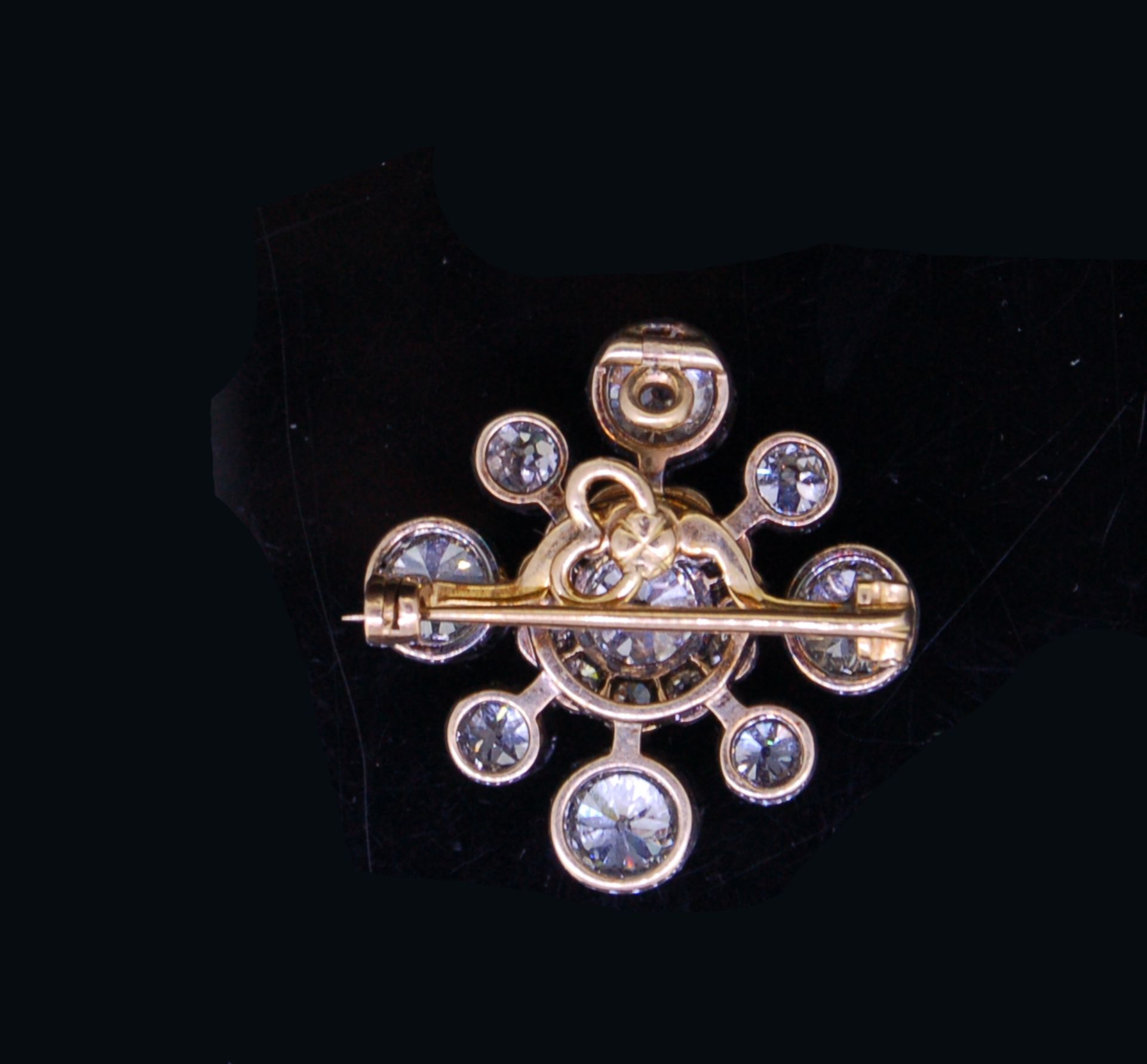 IMPORTANT SQUARE ANTIQUE DIAMOND SET BROOCH/PENDANT - Bild 2 aus 5