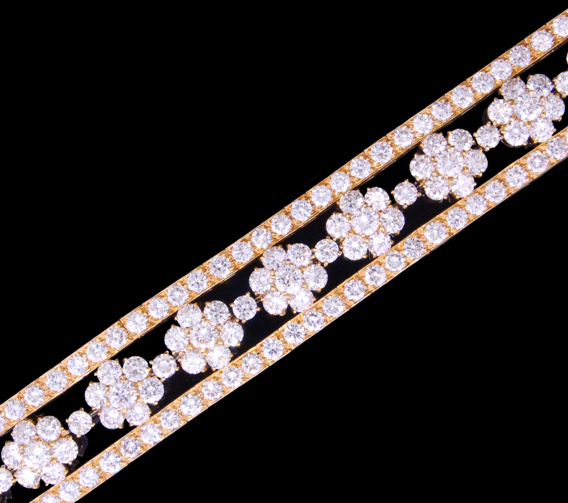 VAN CLEEF & ARPELS, AN IMPORTANT DIAMOND BRACELET - Bild 3 aus 6