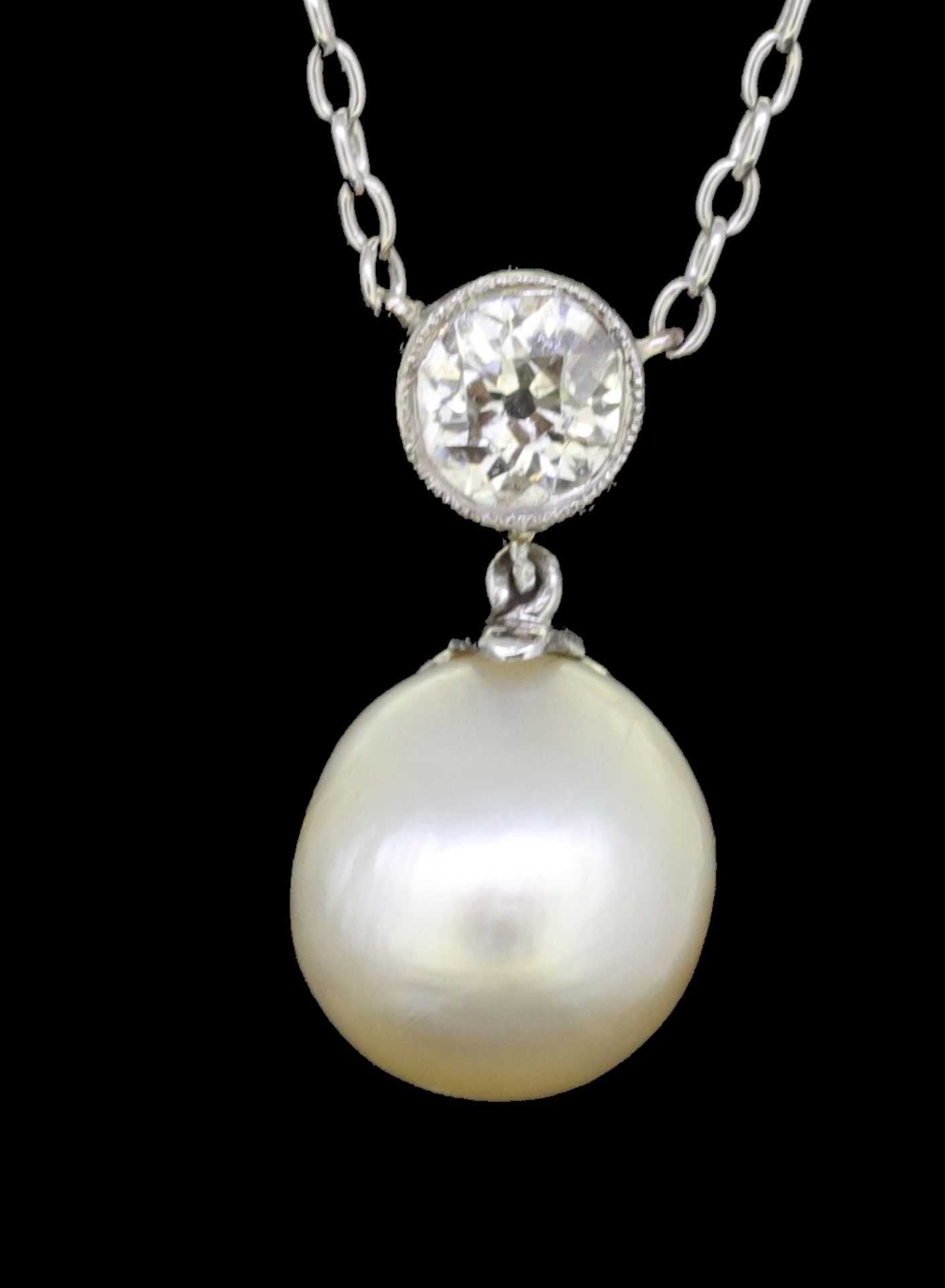 NATURAL SALTWATER PEARL AND DIAMOND PENDANT NECKLACE