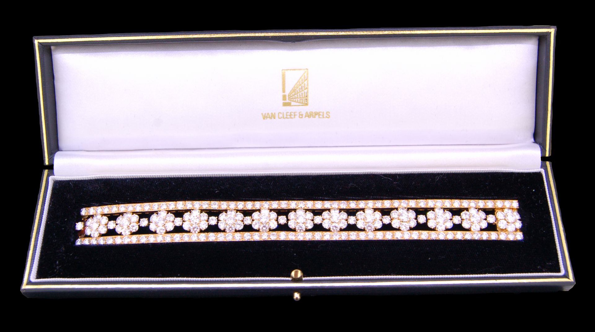 VAN CLEEF & ARPELS, AN IMPORTANT DIAMOND BRACELET - Bild 6 aus 6