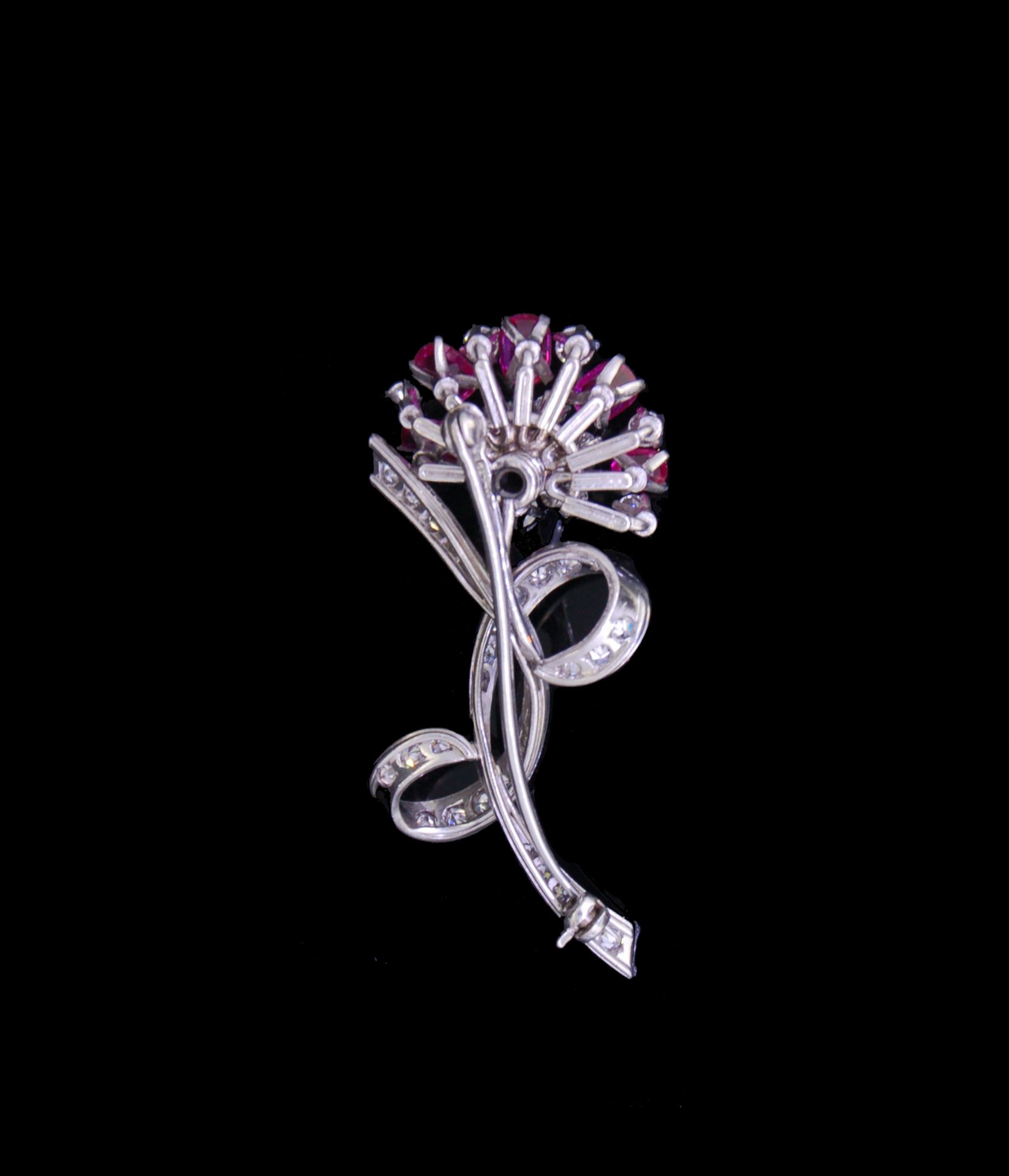 RUBY AND DIAMOND FLORAL BROOCH - Image 3 of 4