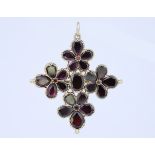 ANTIQUE GARNET CROSS PENDANT/BROOCH