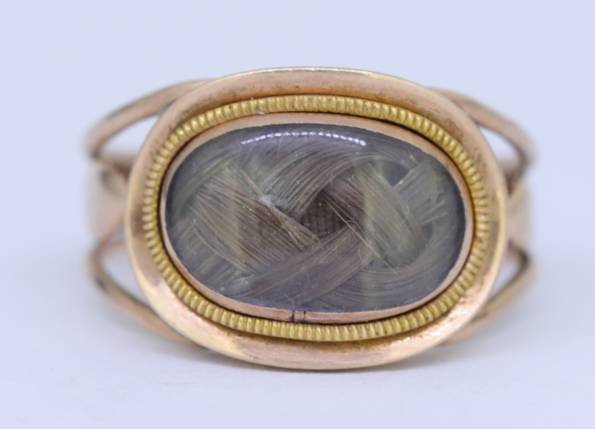 ANTIQUE MEMORI RING