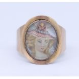 ANTIQUE LADIES PORTRAIT RING