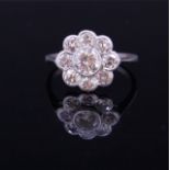 DIAMOND DAISY CLUSTER RING