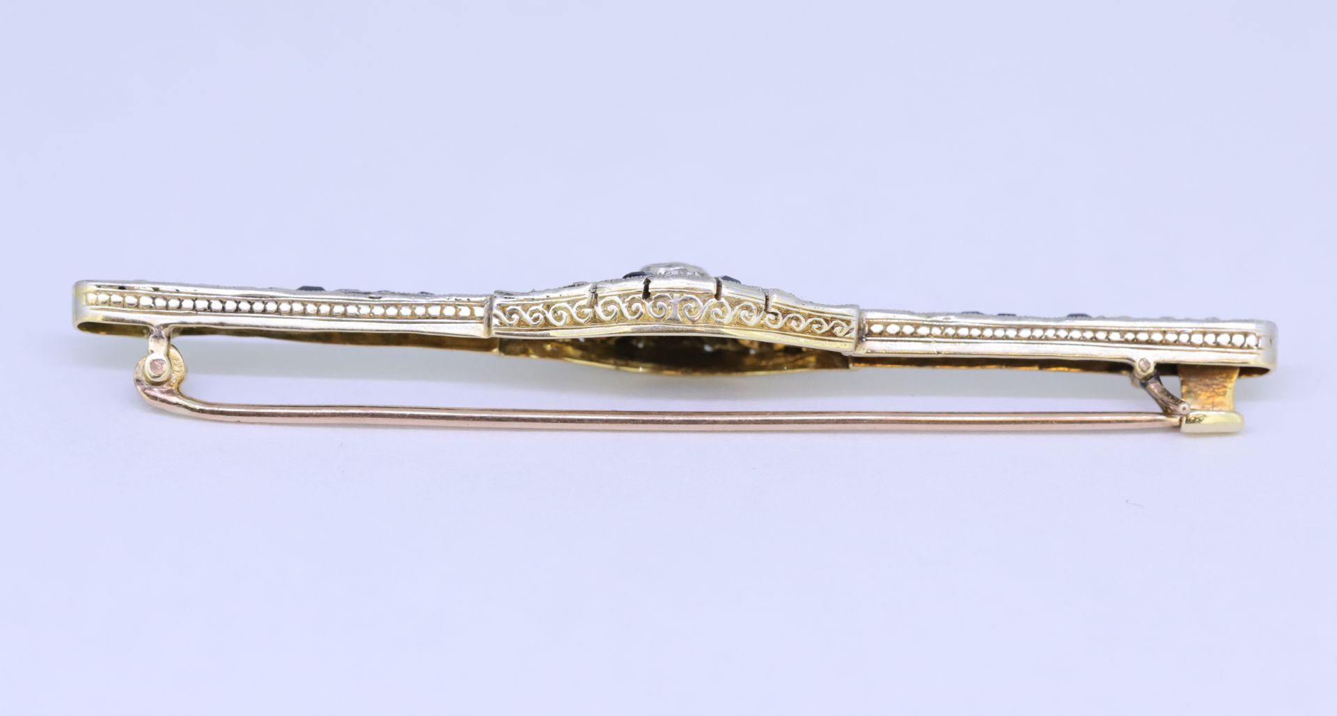 ART-DECO SAPPHIRE AND DIAMOND BAR BROOCH - Image 2 of 2