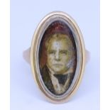 ANTIQUE RING WITH PICTURE OF SIR WALTER SCOTT