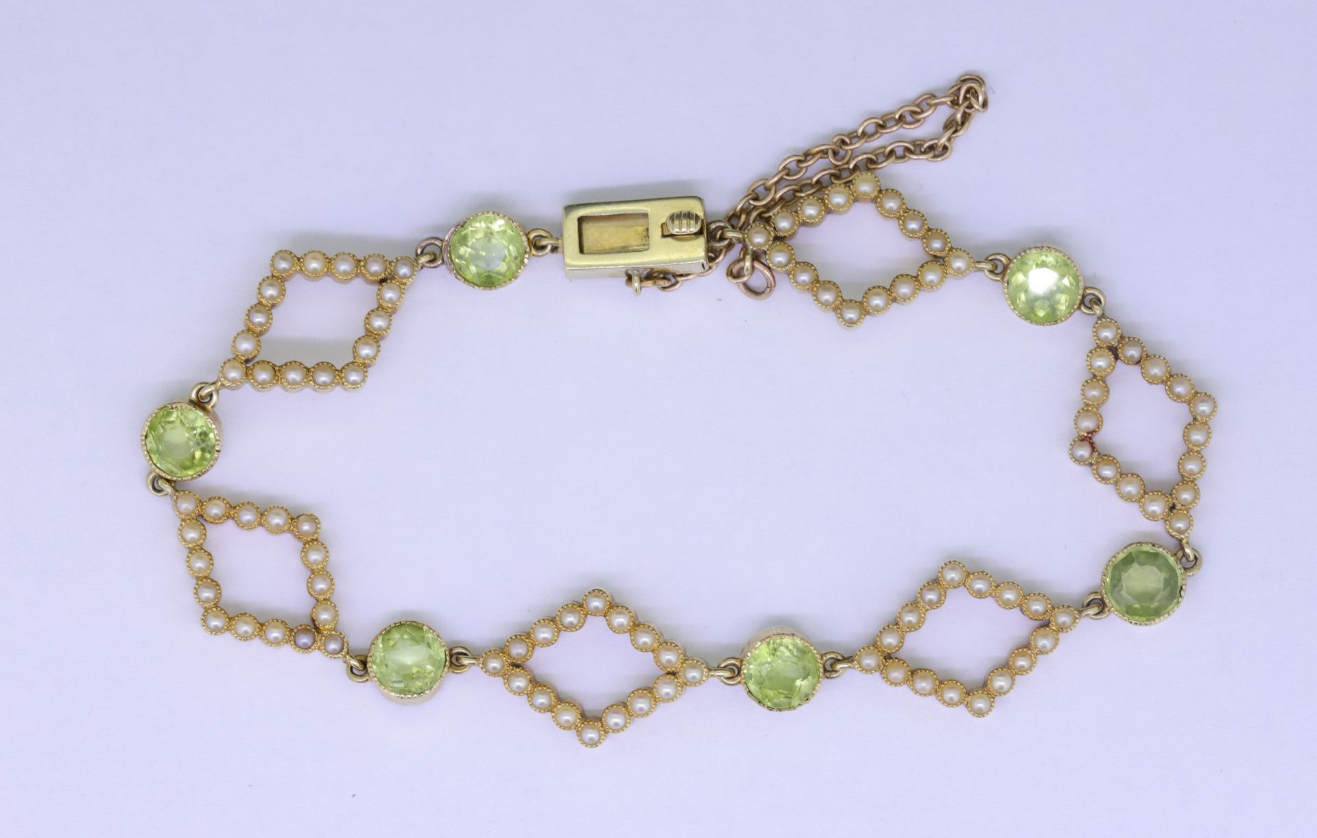 ANTIQUE PERIDOT AND PEARL BRACELET