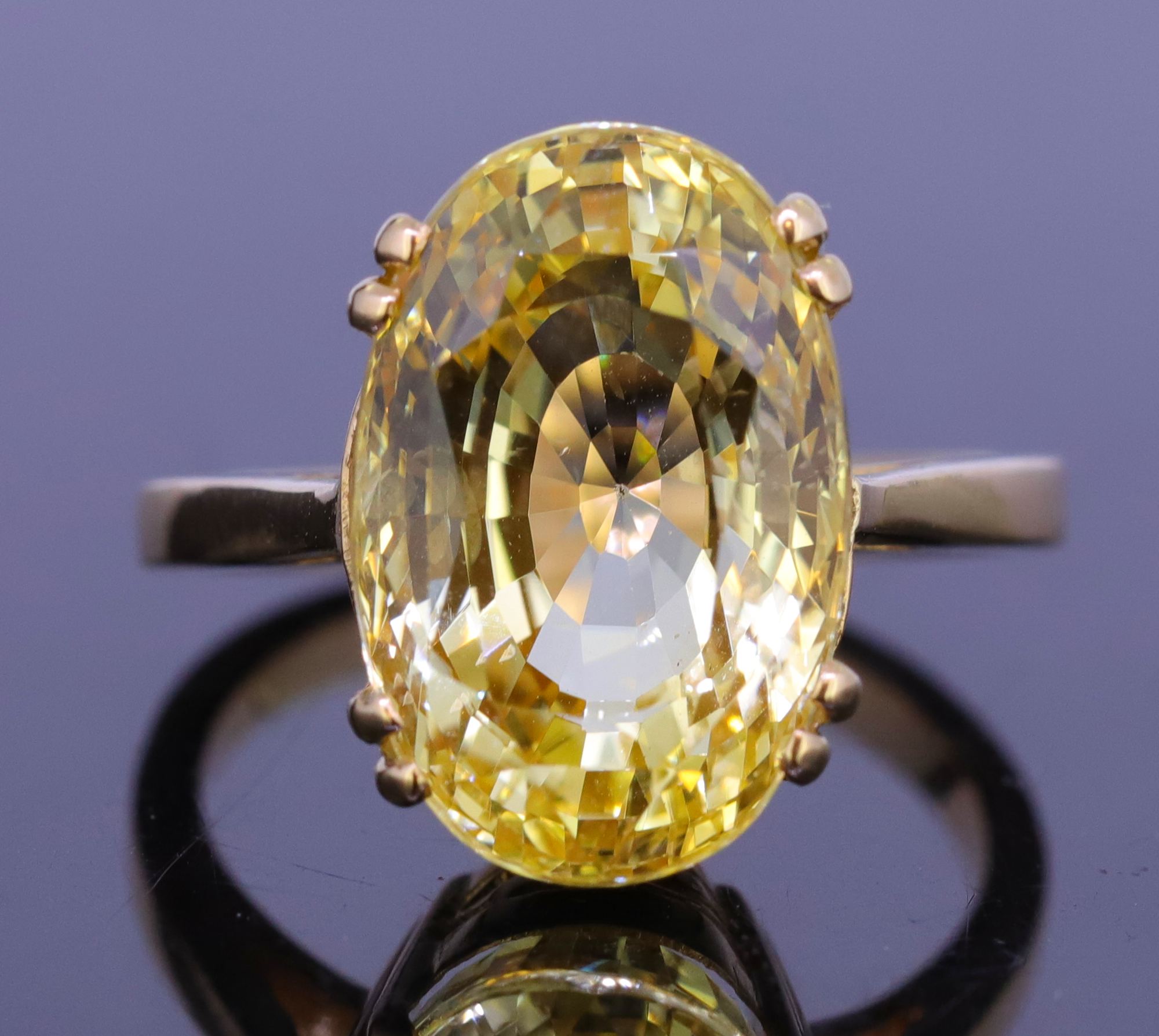 YELLOW SAPPHIRE SOLITAIRE RING