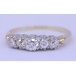 DIAMOND 5-STONE RING