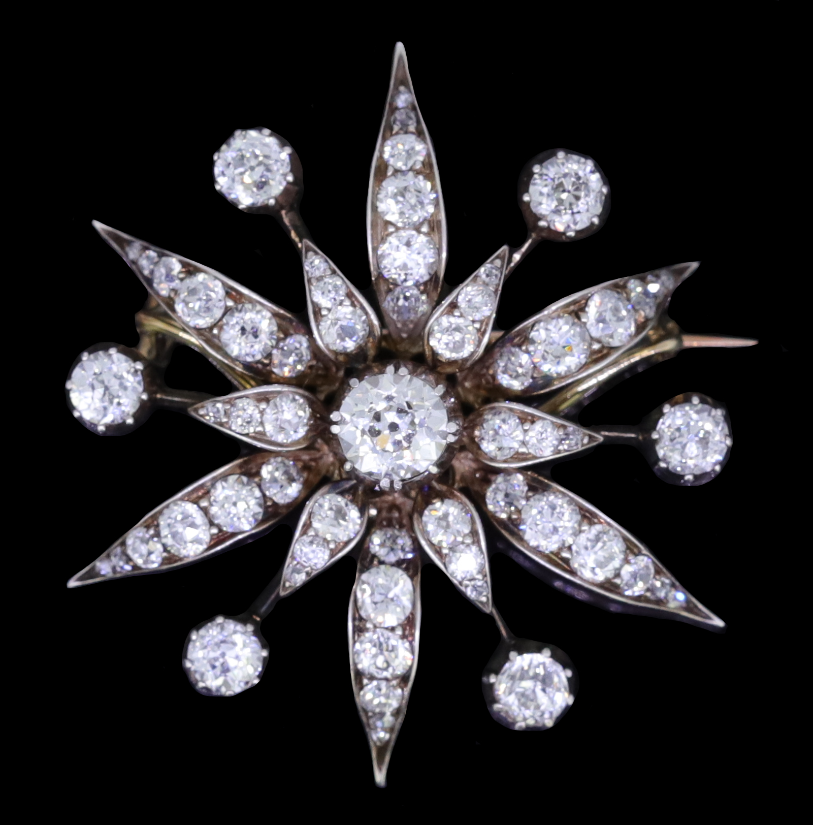 ANTIQUE DIAMOND FLOWER HEAD BROOCH