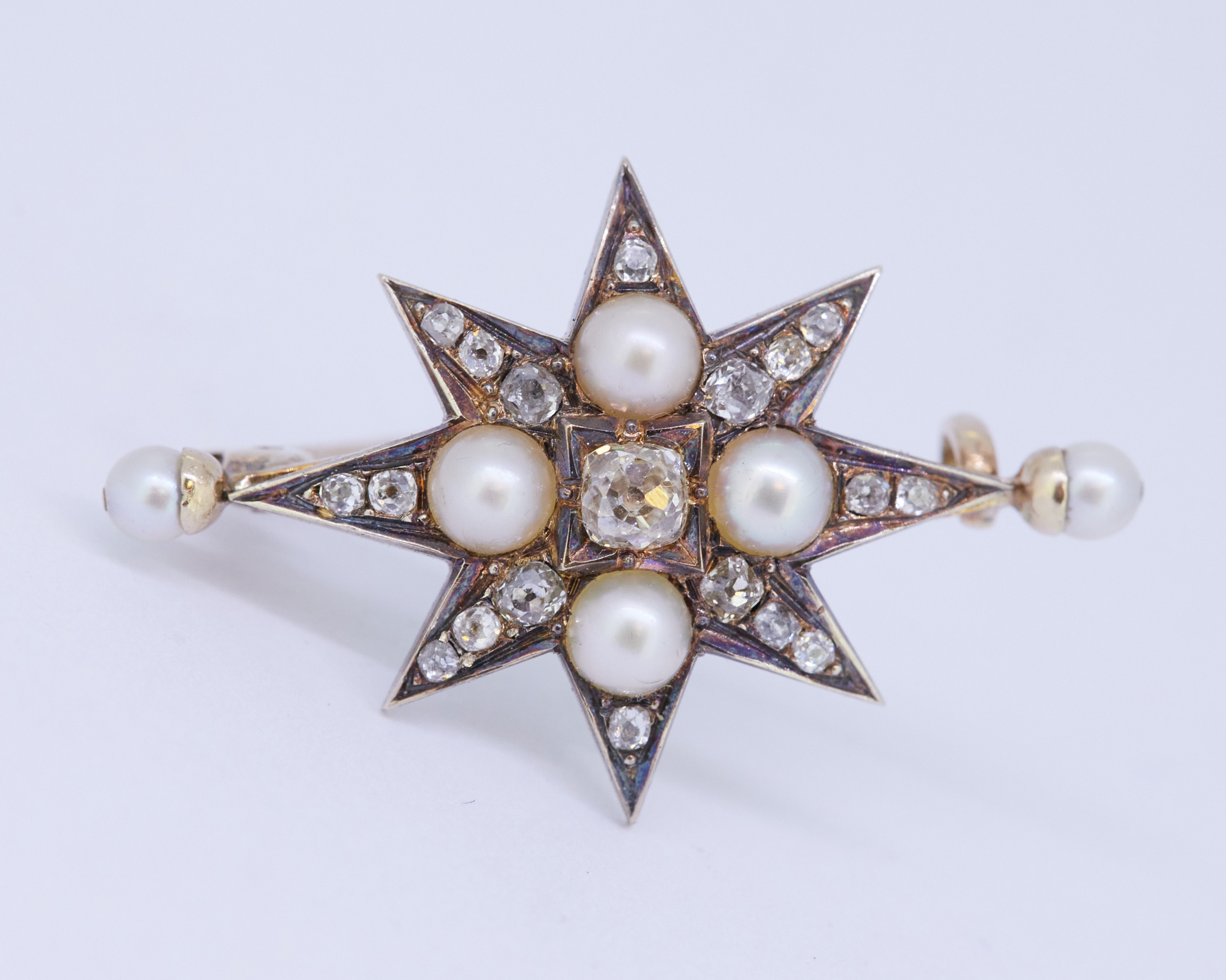 ANTIQUE VICTORIAN PEARL AND DIAMOND STAR BROOCH