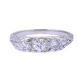 DIAMOND 3 STONE RING,