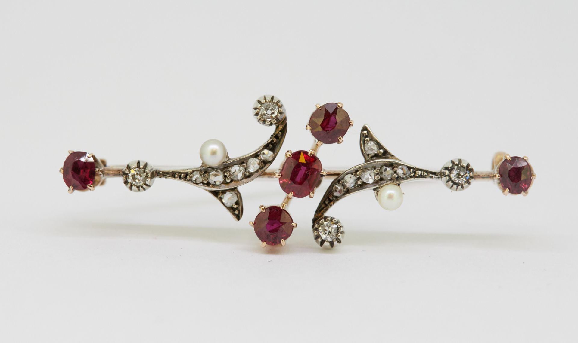 ANTIQUE RUBY DIAMOND AND PEARL BROOCH