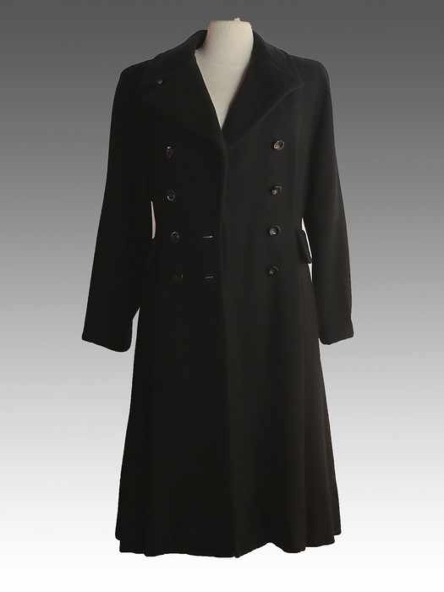 Vintage - DamenmantelWolle, schwarz, langer schmaler Schnitt, 2 Knopfreihen, Taschenklappen,