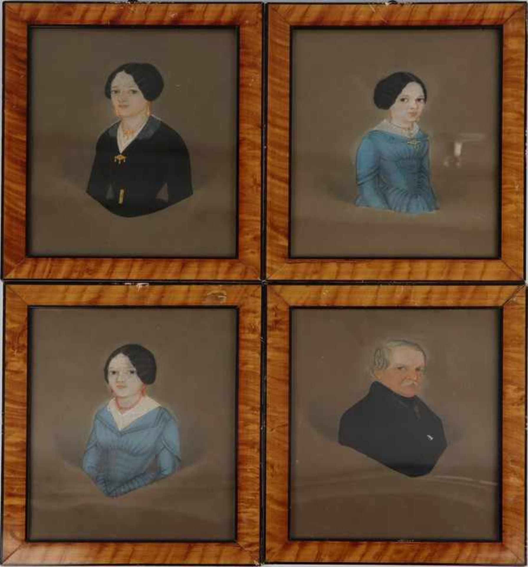 Unsigniert4 Pastelle/Kreidezeichnungen, "Biedermeier - Portraits", 3 Frauenbildnisse, 1 Herr,