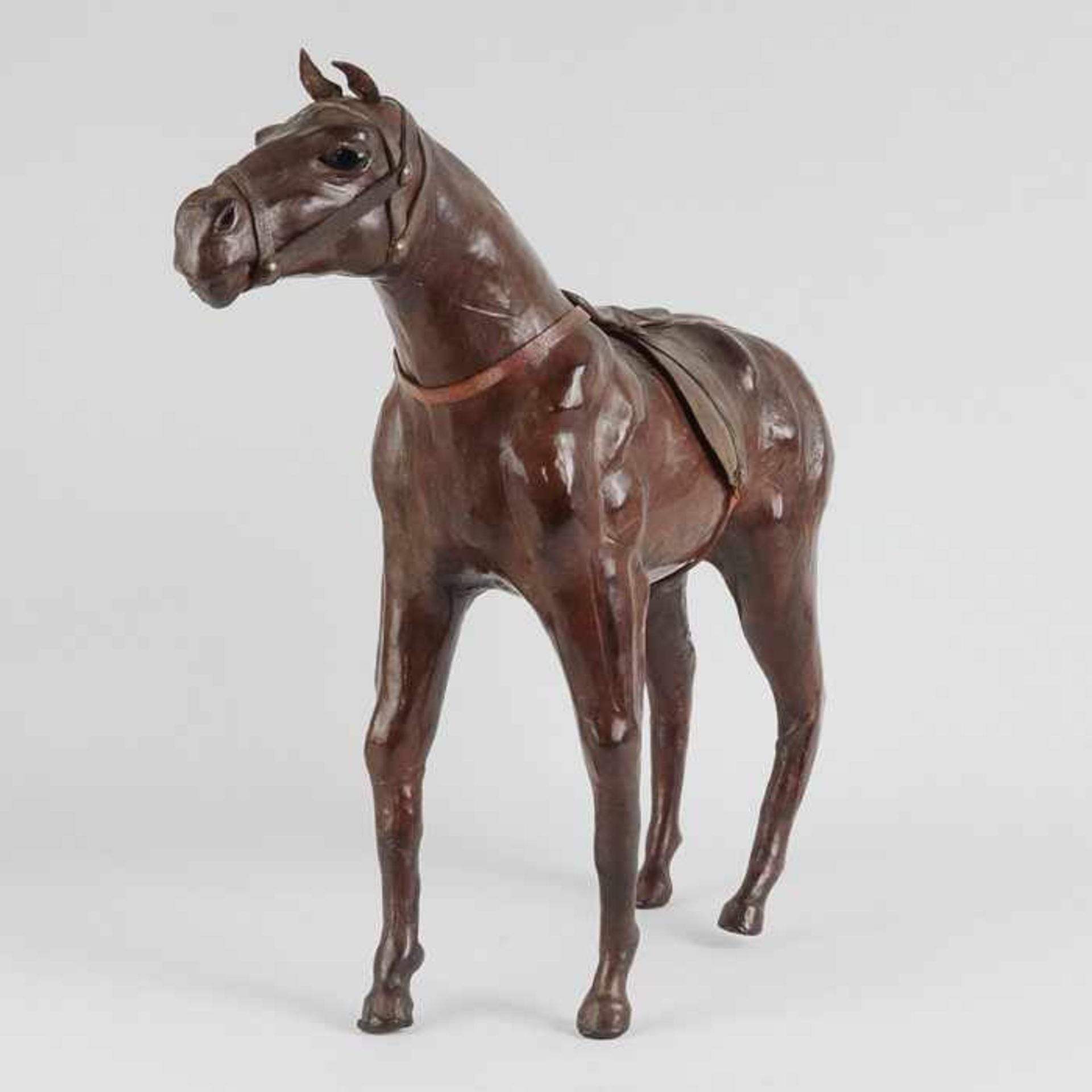 Pferd - Figurvollplast., naturalist. gestaltete Figur eines Pferdes, lederbezogen, Glasaugen, mit - Bild 3 aus 3