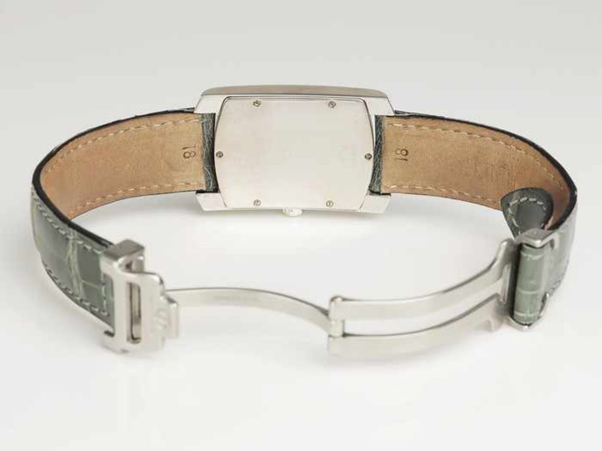 Baume et Mercier - DamenarmbanduhrSchweiz, Automatic, WG 585, rechteckiges Gehäuse, ca.2,5 x 3, - Bild 3 aus 4