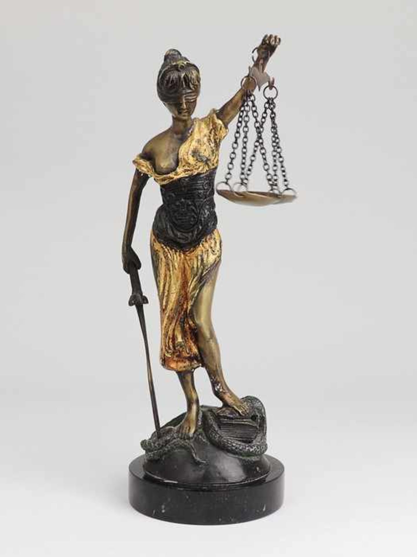 Statuette20.Jh., Metallguss, partiell goldstaff., Justitia - Göttin der Gerechtigkeit m. Attributen,