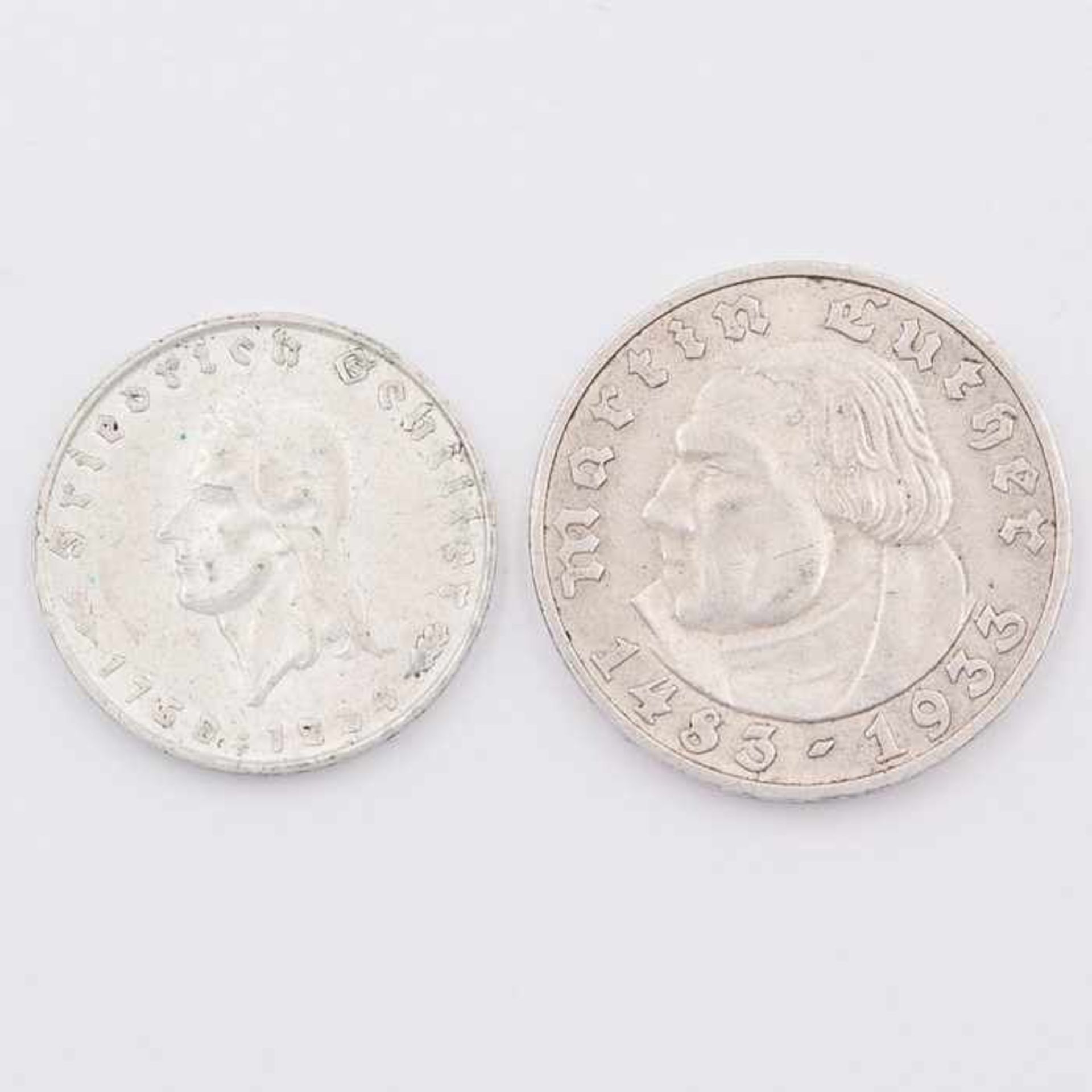 Münzen - 3.Reich2 St., Gedenkmünzen, Si 900, 1x 5 Reichsmark, 450. Geburtstag von Martin Luther, av. - Image 2 of 2