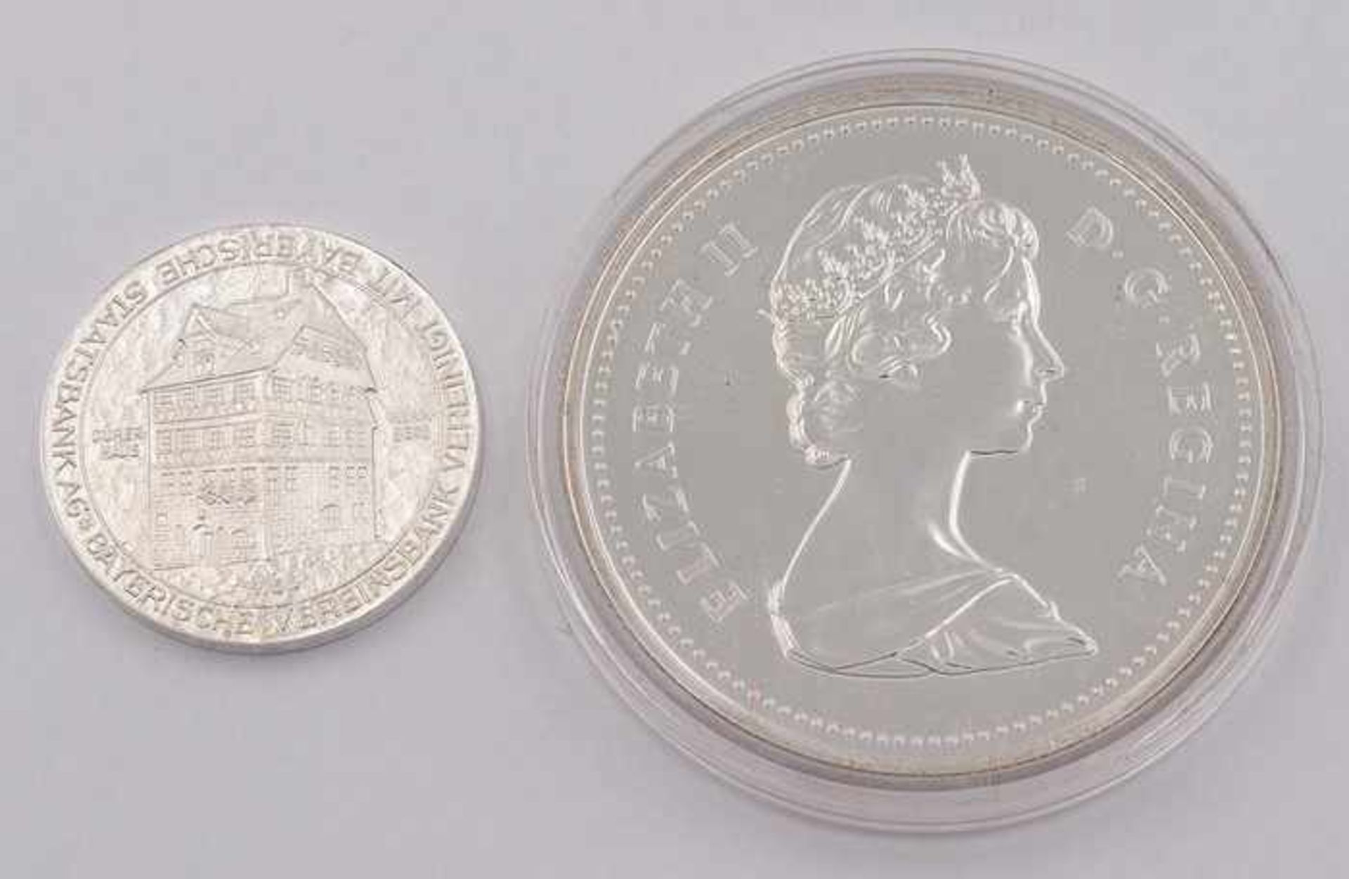 Münze/Medaille2 St., Gedenkmünzen, 1x Dollar, Kanada, Elisabeth II., 1981, Si 500, in Kapsel, 1x