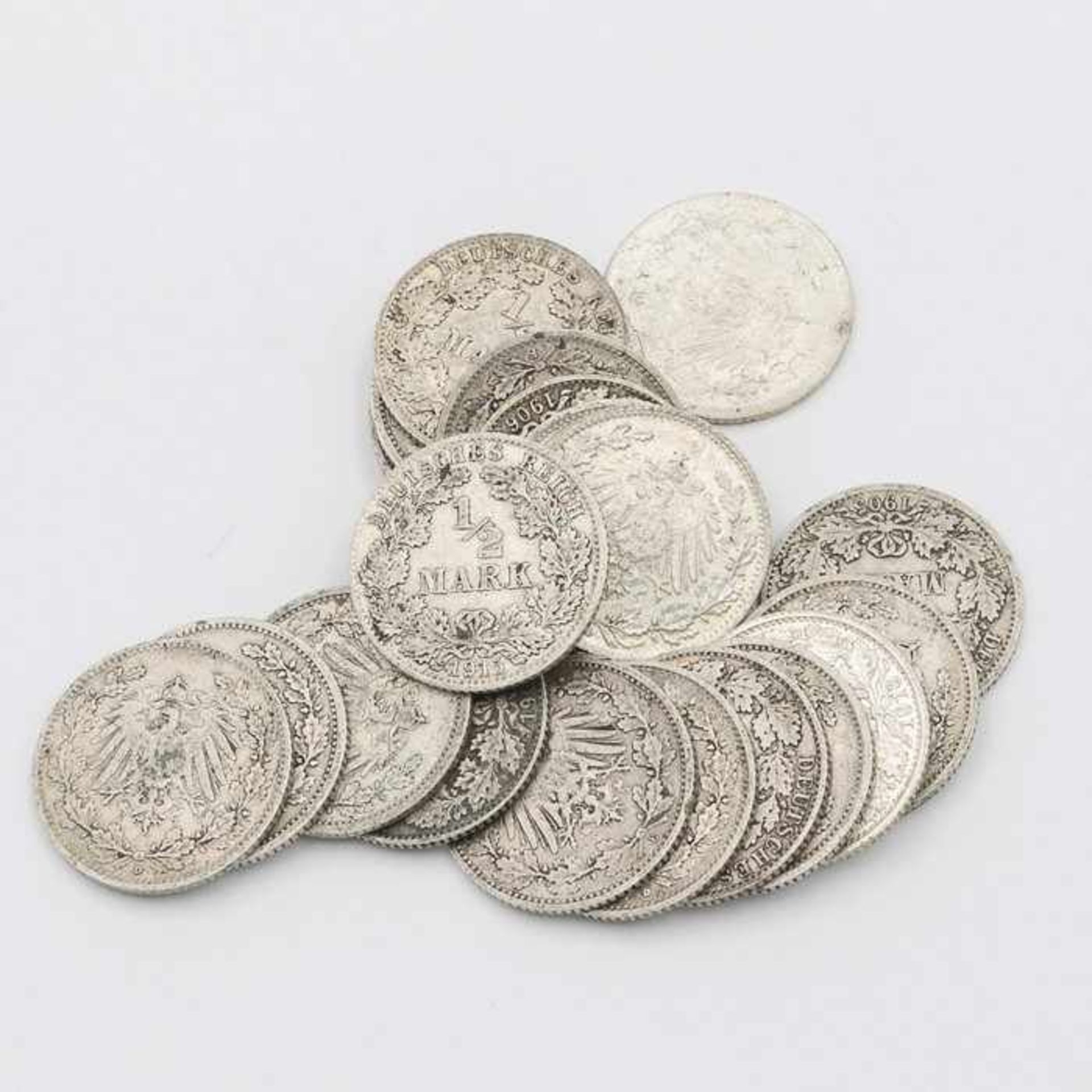 Münzen - KaiserreichSi 900, 22x 1/2 Mark, 1905-1916, Gges. ca. 60g, vz-s- - -20.00 % buyer's premium