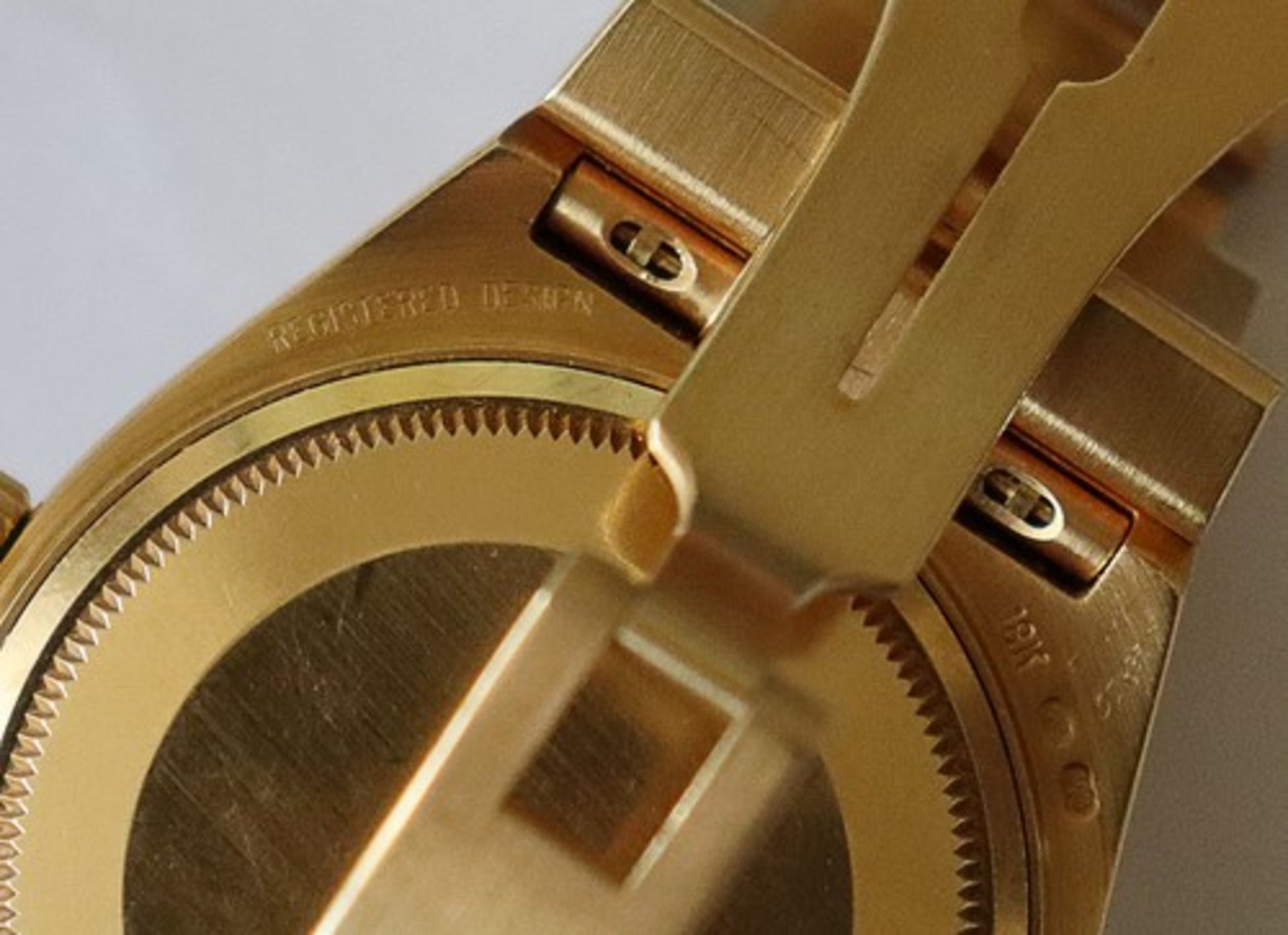 Rolex - HerrenarmbanduhrSchweiz, GG 750, Chronometer, Day Date Oysterquartz, rundes Gehäuse, Dca.3, - Bild 17 aus 17