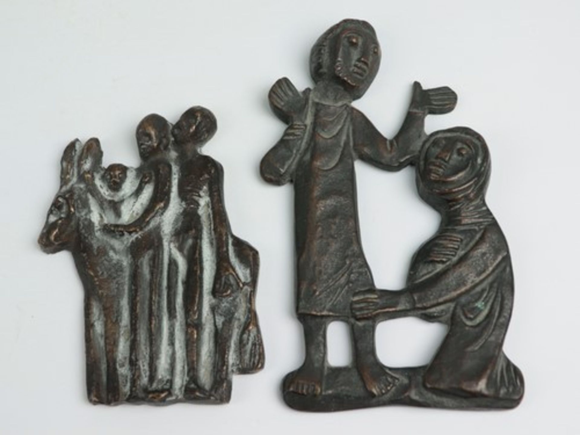Bentele, Heinz2 Bronzereliefs, christliche Motive, segnender Jesus u. Maria, Josef u. Jesuskind m.