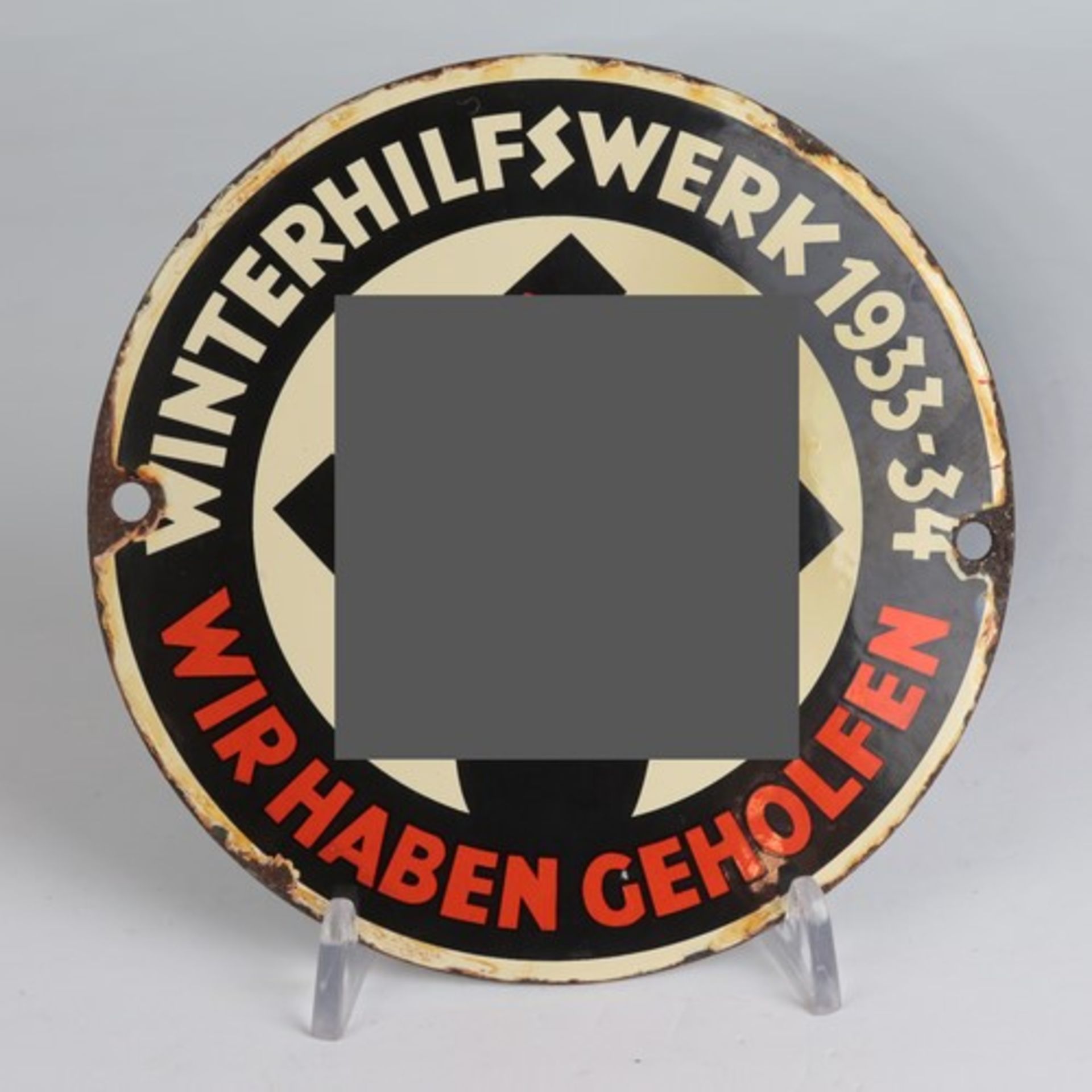 EmailschildReplik, Metall, polychrome emailliert, runde Form, bez. "Winterhilfswerk 1933-34, Wir