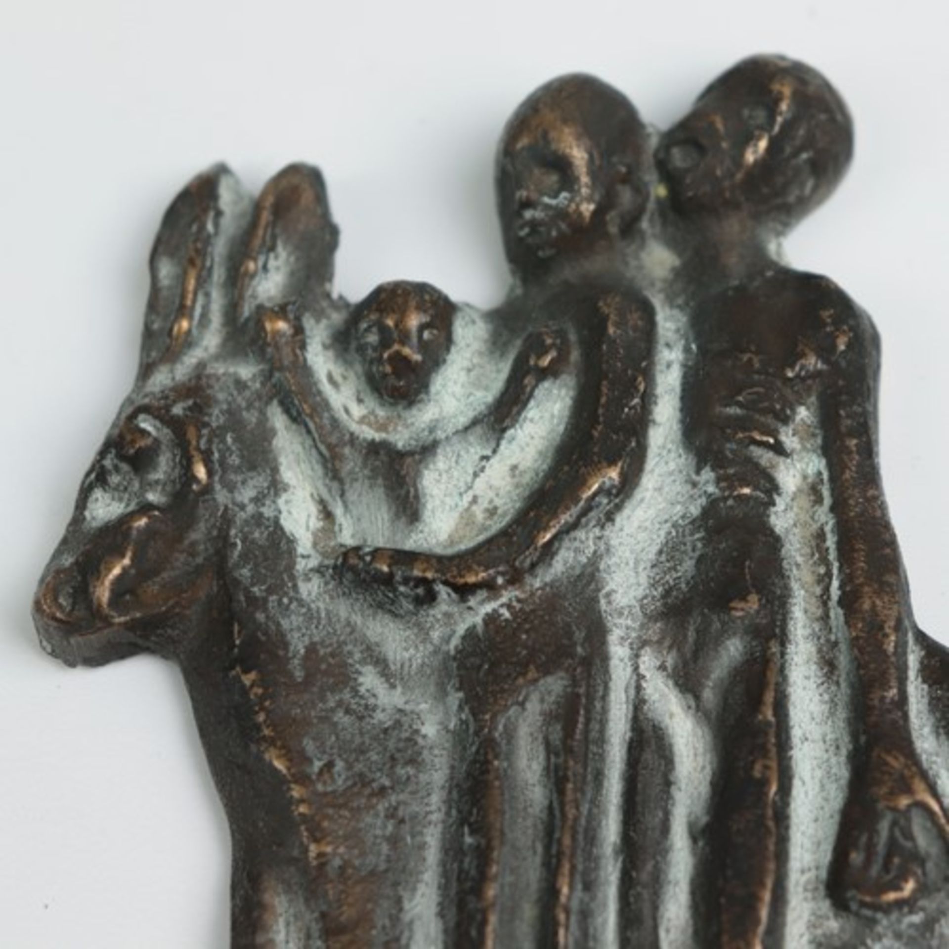 Bentele, Heinz2 Bronzereliefs, christliche Motive, segnender Jesus u. Maria, Josef u. Jesuskind m. - Image 4 of 4
