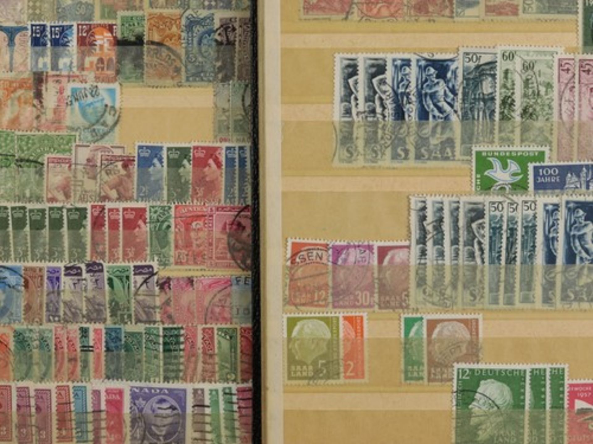 Briefmarken - Weltab ca. 1920, 5x versch. Alben, 2x Auswahlheft, lose Briefmarken, Inflationsmarken, - Bild 3 aus 3
