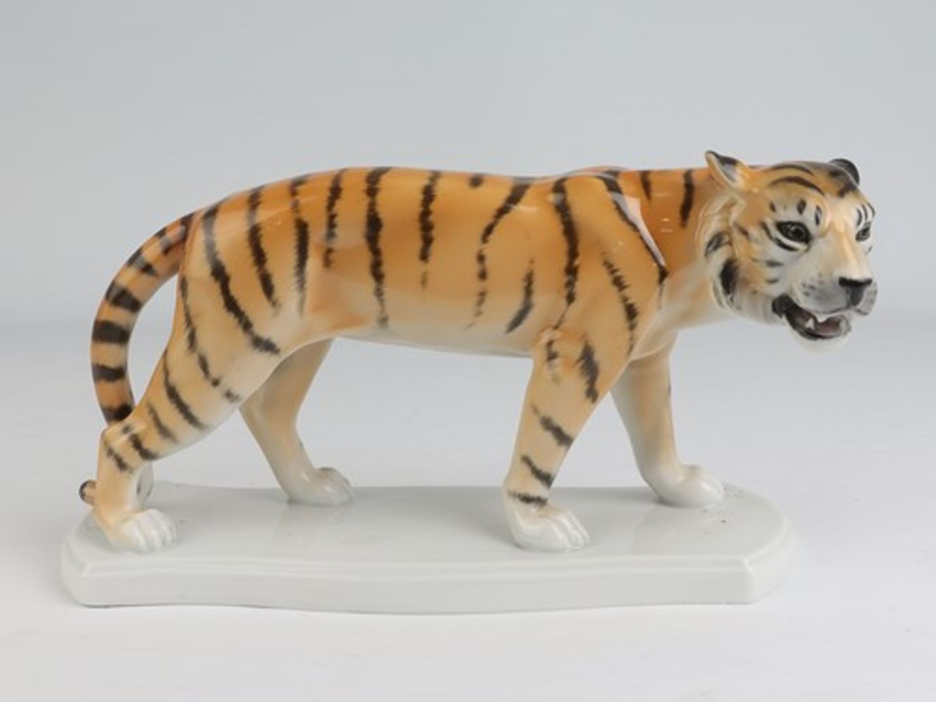 Fasold & Stauch - Figurgrüne Marke, Modellnr. 16328, geschwungener Stand, stehender Tiger, min. - Bild 4 aus 6