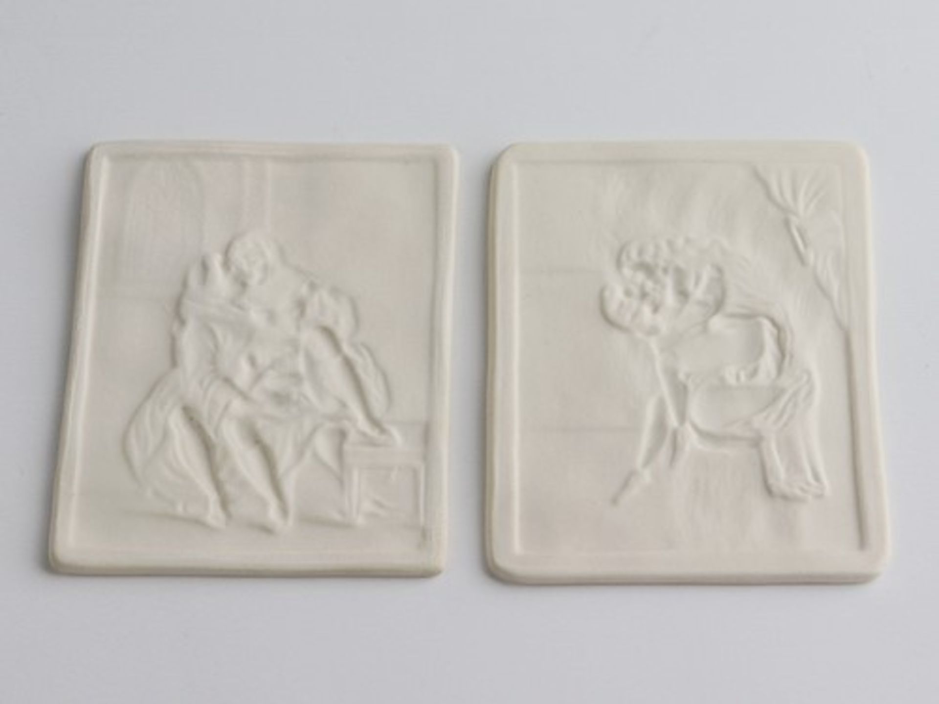 Erotica - Lithophanien5 St., in lithografierter Pappschachtel, ca. 5 x 4 cm - Bild 2 aus 4