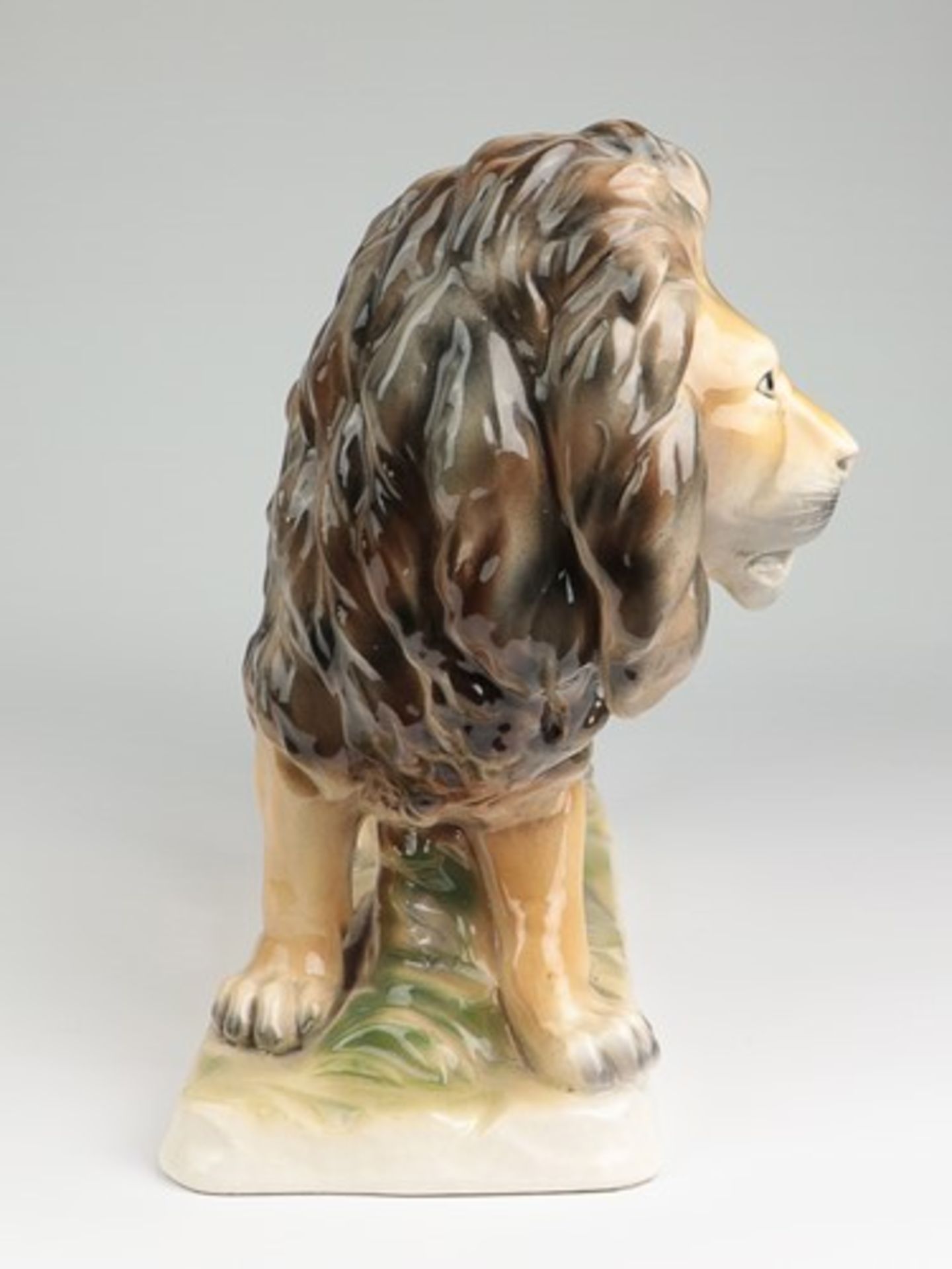 Sitzendorf - FigurStempelmarke, Steingut, vollplast. Figur eines schreitenden Löwen auf - Image 5 of 7