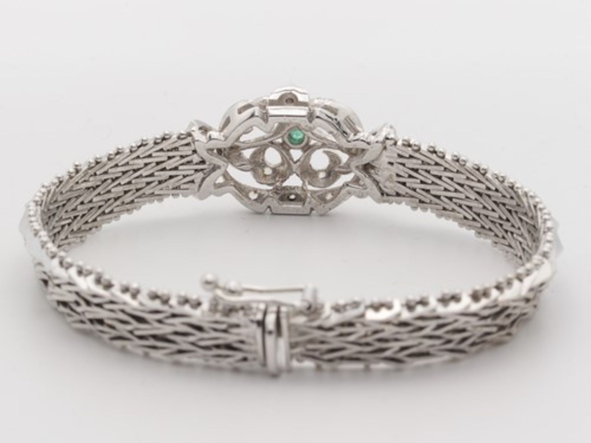 Diamant/Smaragd - ArmbandWG 750, florales, durchbrochenes Mittelteil, besetzt mit Diamantrosen u. - Bild 4 aus 6