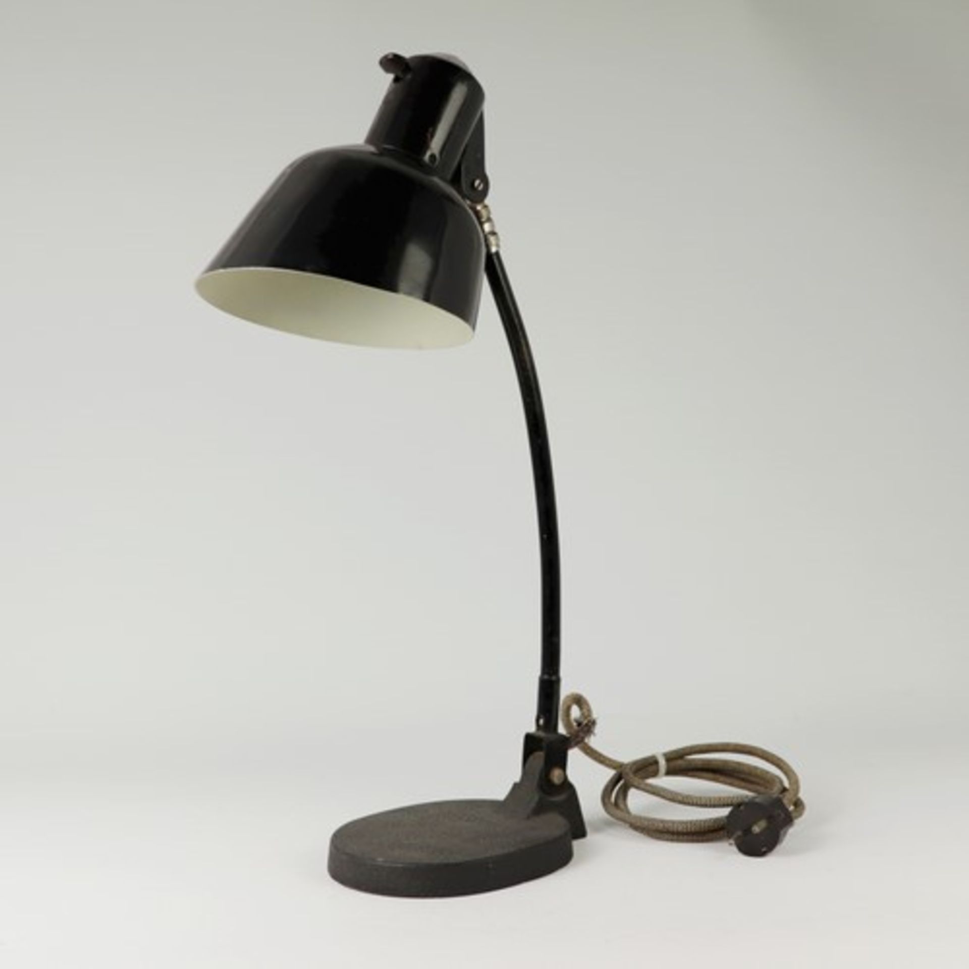 Tischlampe - Art-décoim Schirm bez., Prägemarke SIS, um 1920, Werkstattlampe/Gelenklampe