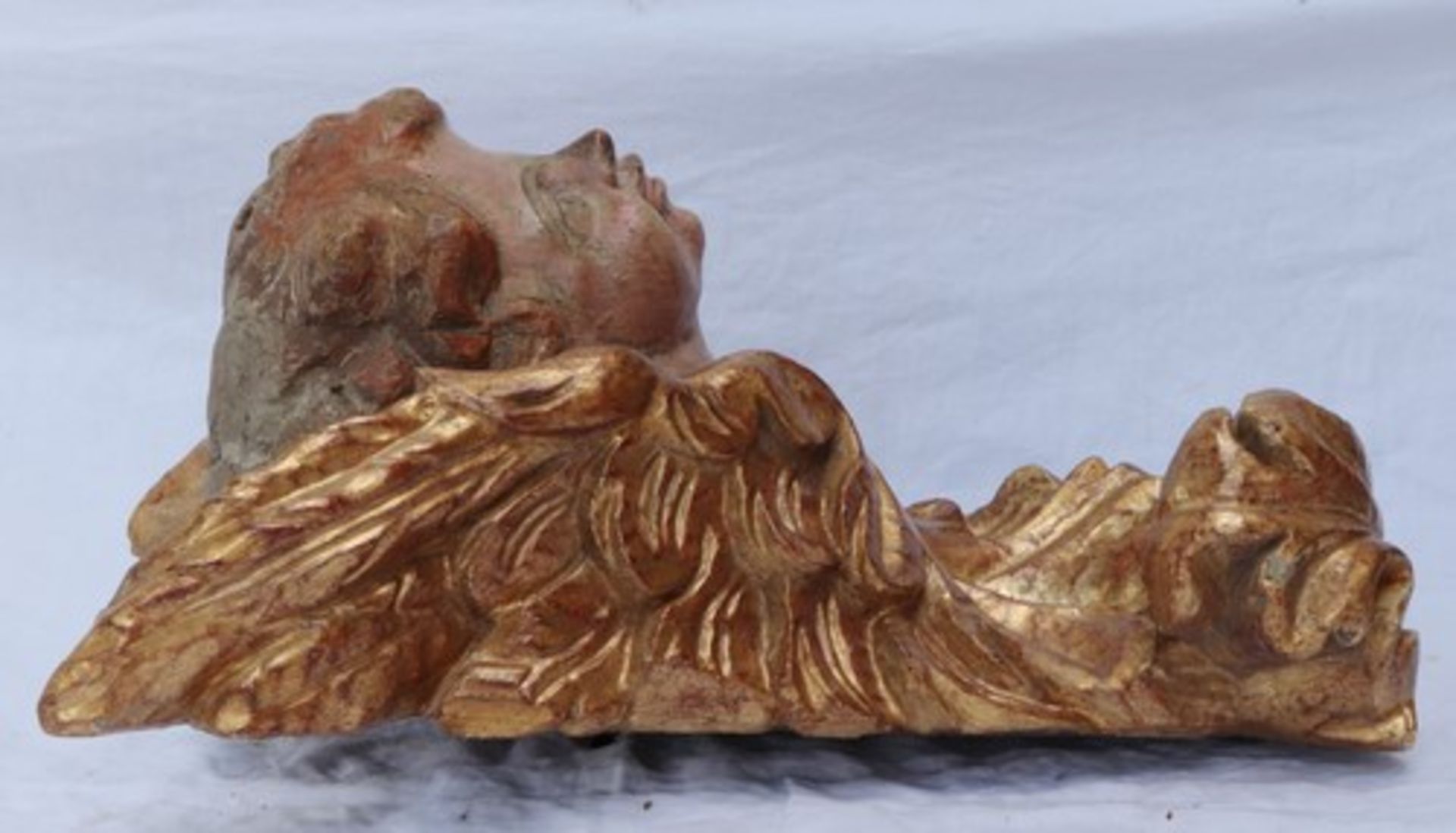 Engelskopf18./19.Jh., Holz, geschnitzt, halbplast. Kopf mit Flügeln in einem Akanthusblatt - Bild 4 aus 6