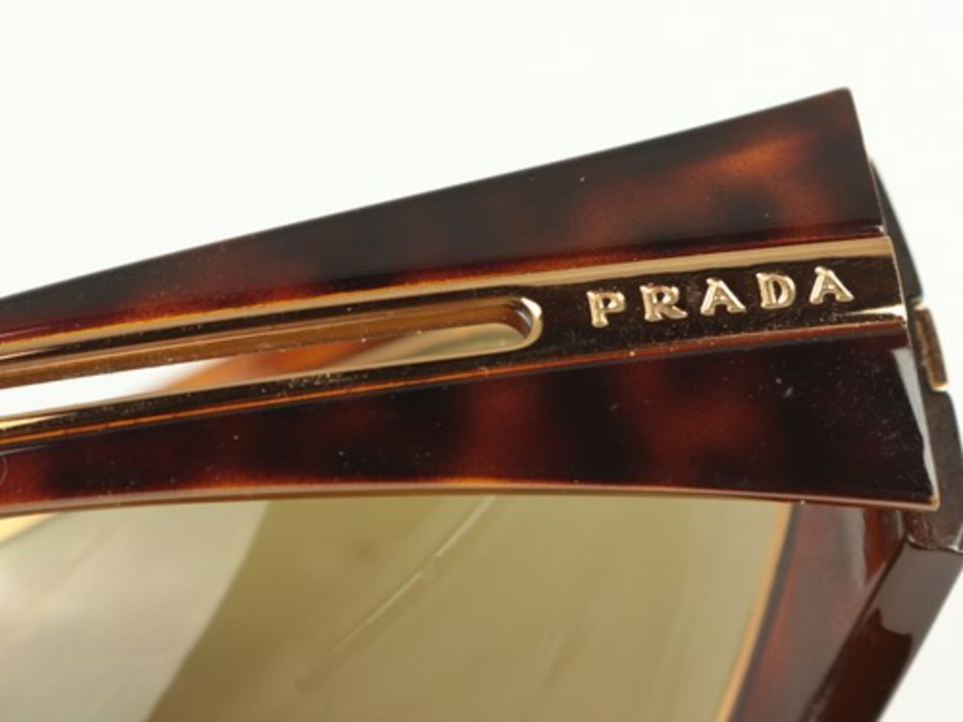Prada - Sonnenbrilleschildpattfarbener Kunststoff, goldfarbene Zierleiste, verbundene gebogene - Bild 4 aus 5