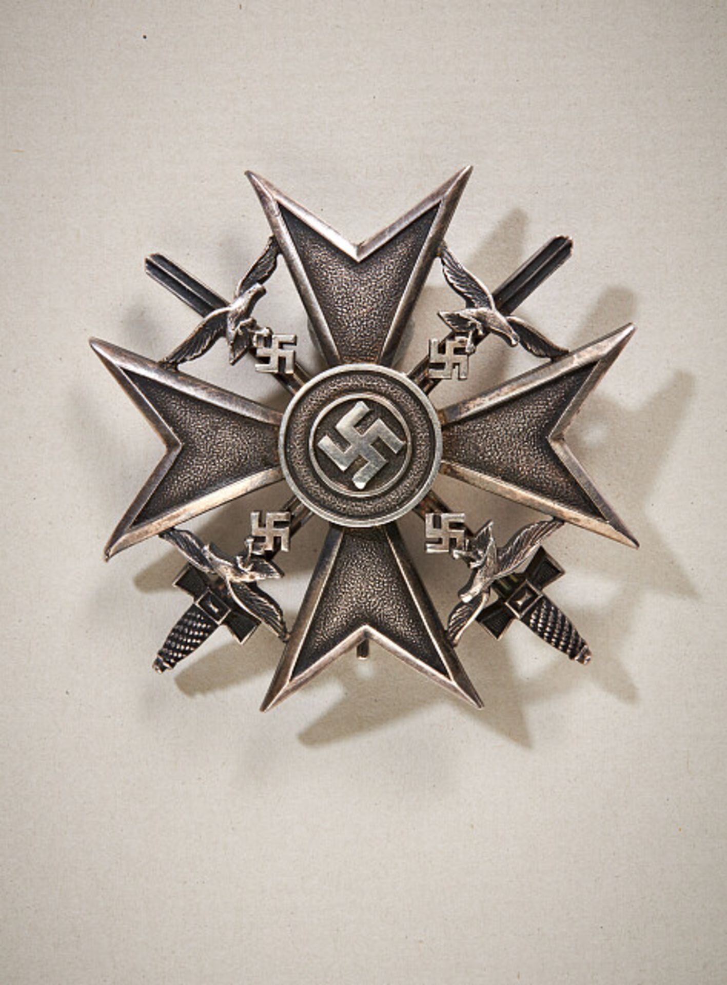 Deutsches Reich 1933 - 1945 - Legion Condor : Spanienkreuz in Silber mit Schwertern.Silber an Nadel. - Bild 2 aus 4