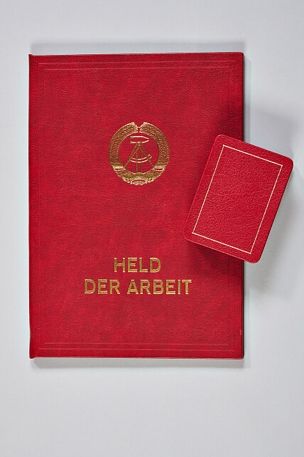 Orden & Ehrenzeichen Deutschland - Deutschland nach 1945 - DDR - Deutsche Demokratische Republik : - Image 2 of 15