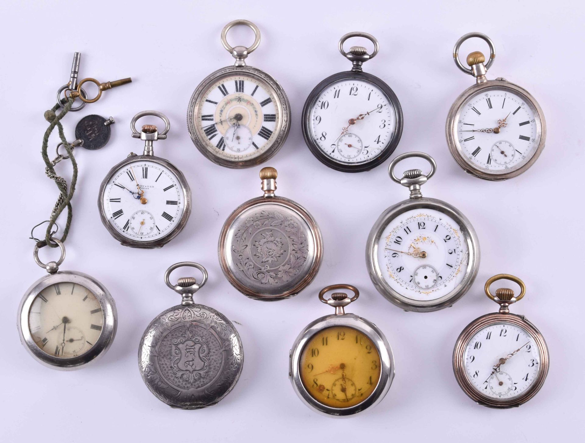 A group of 10 pocket watches5 x silver, mostly defective, 2-3 capsule watchesKonvolut 10