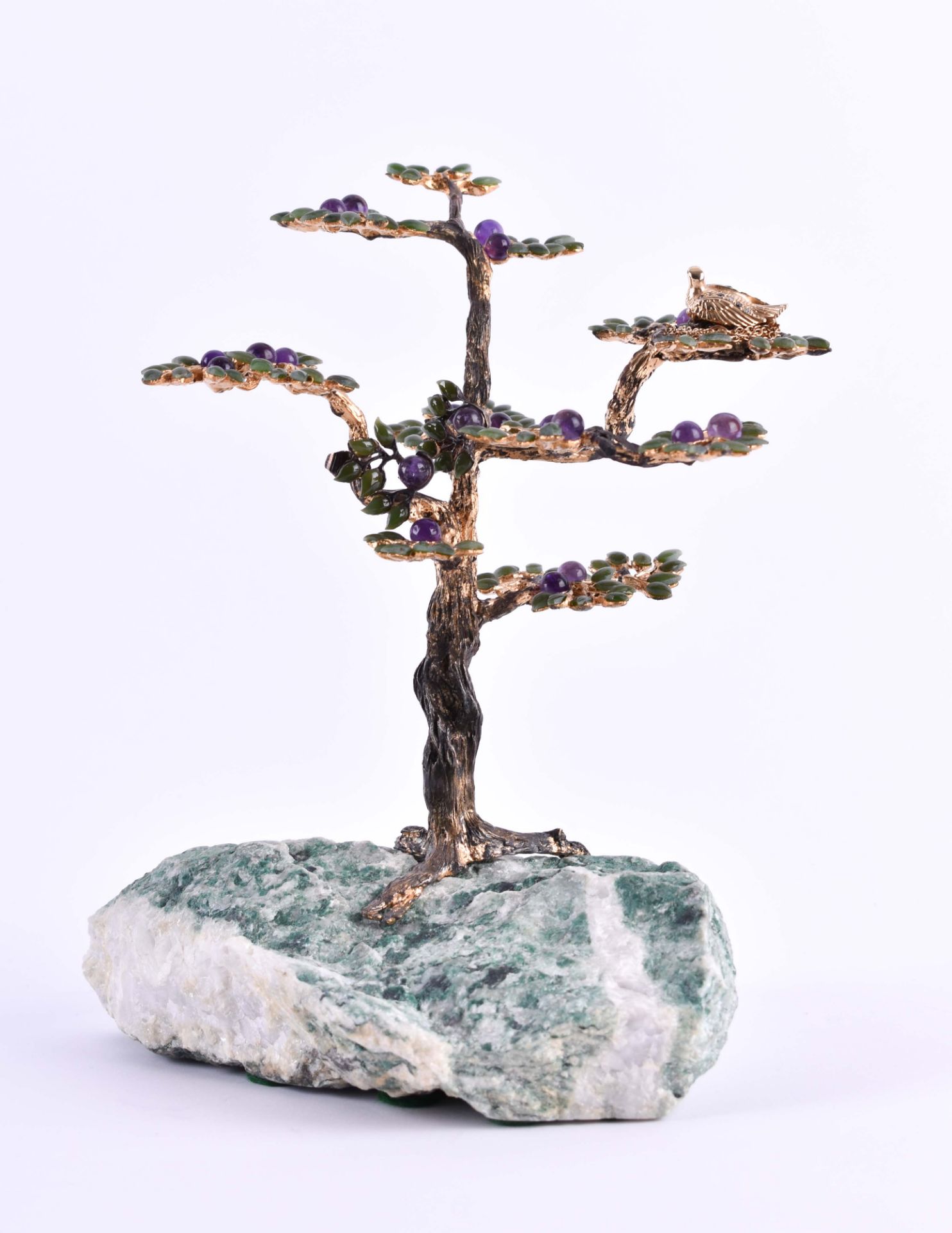 Jewelry tree - Igor Carl Fabergethe tree is made of gold-plated sterling silver, it is decorated