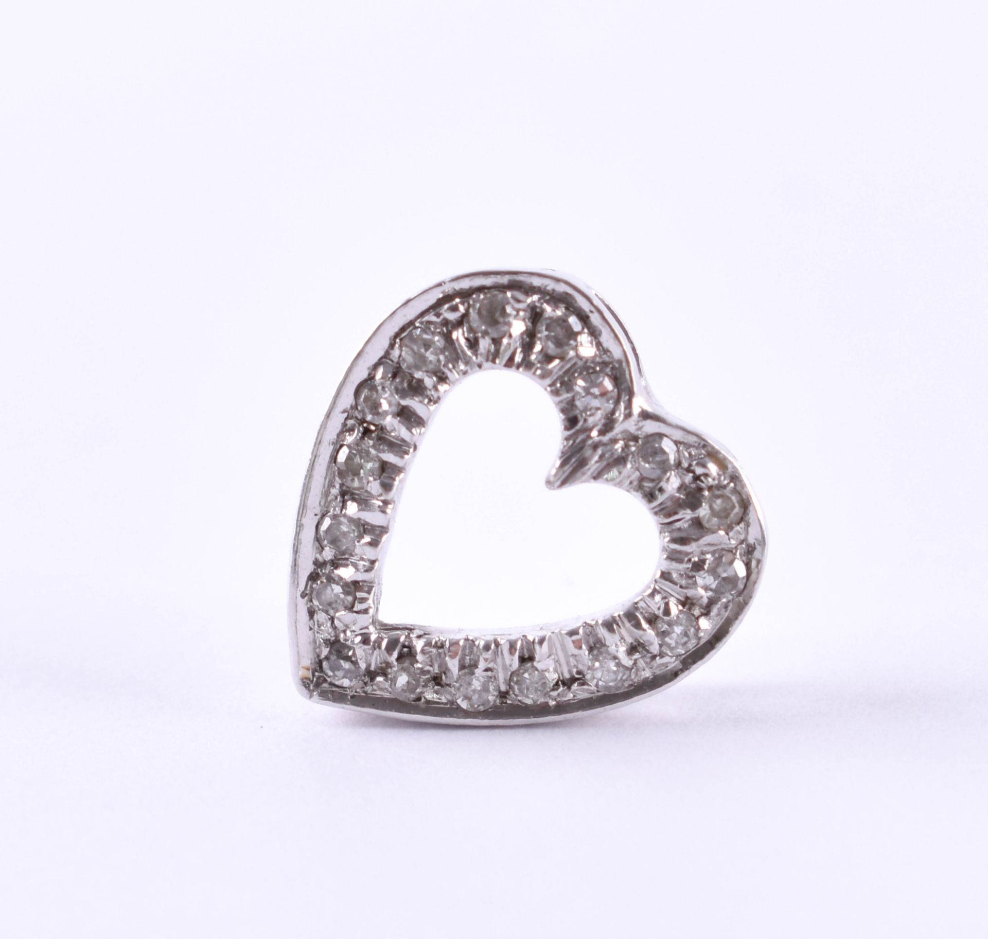 Heart shaped pendant750 white gold with diamonds, gold proofed, weight: 2.3 gAnhänger in Herzform750
