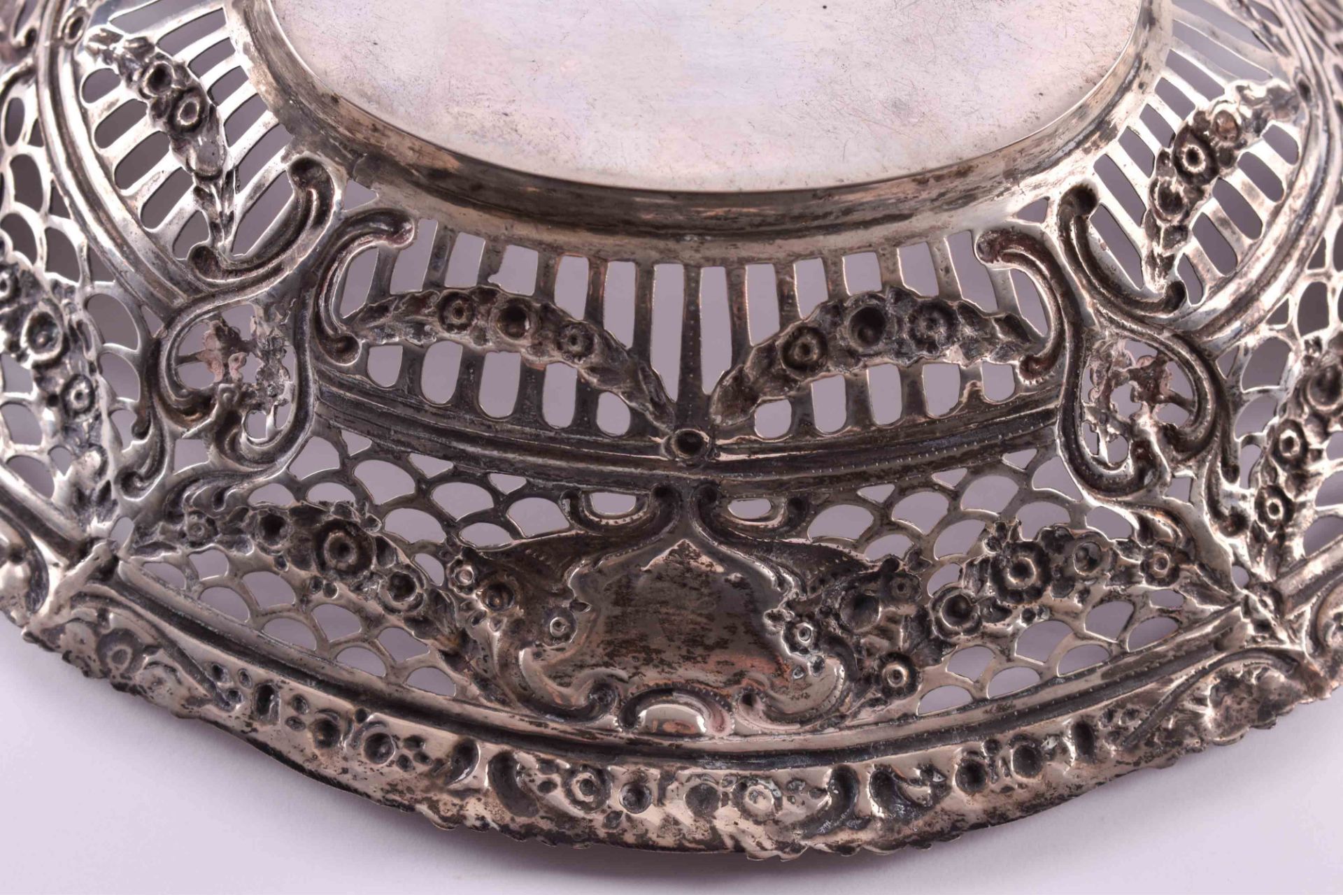 Silver bowl around 1900silver 800/000, under the bottom with dedication, 5 cm x 26 cm x 20.5 cm, - Bild 6 aus 6