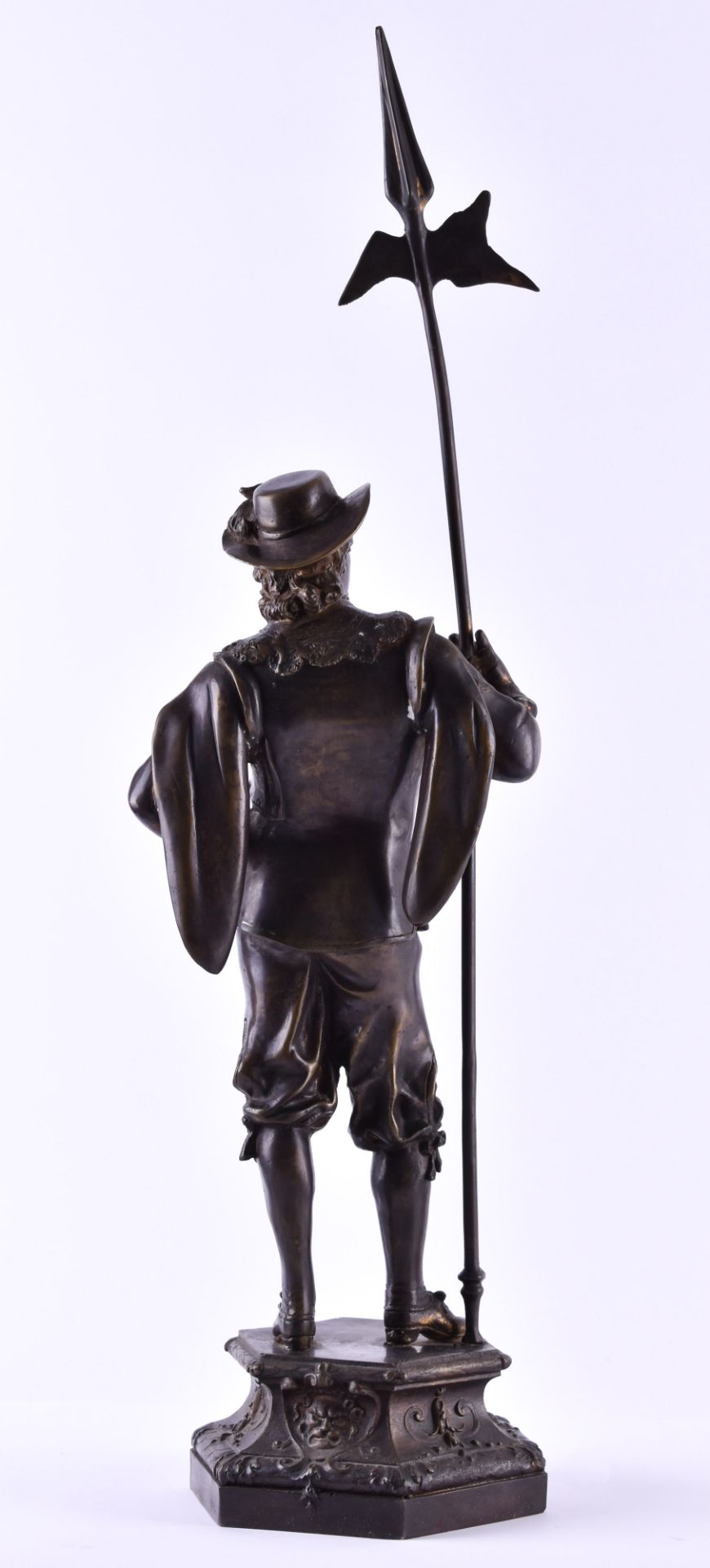 Anonymous artist of the 19th / 20th century"Lansquenet with halberd"sculpture bronze, height: 71.5 - Bild 3 aus 6
