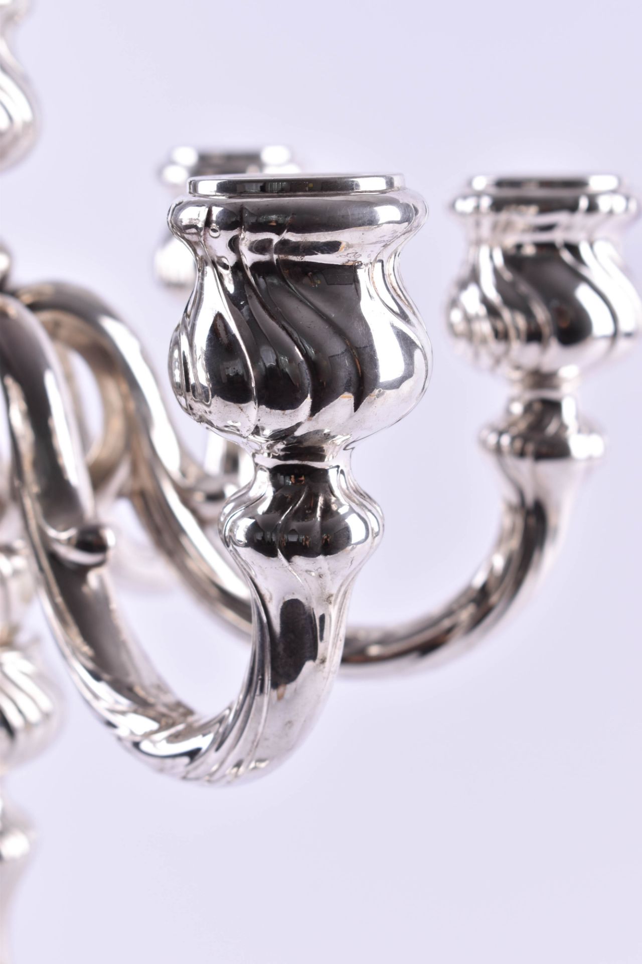 7-armed silver chandeliersilver, hallmarked 835, height: 41 cm, raw weight: 1.810 kg7-armiger - Bild 3 aus 5