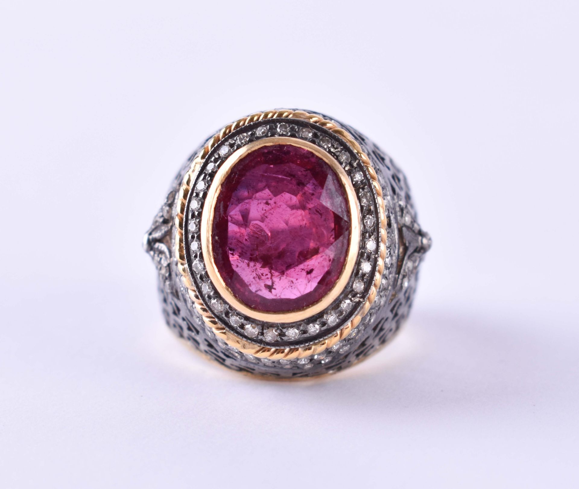 Ruby ring probably Russiayellow gold 56 Zolotnik - 585/000 proofed and silver, set with approx.